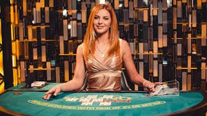 fhm app VIP Gold Platinum Tier Cashback Bonus Myanmar Online Gaming MMK